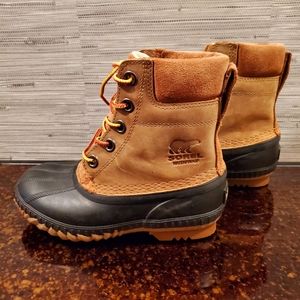 Sorel. Youth Cheyanne Boots